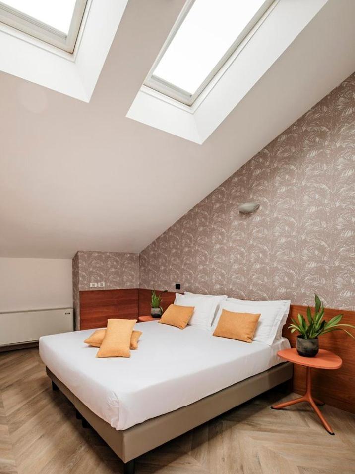 Hotel Lory Forli Bagian luar foto